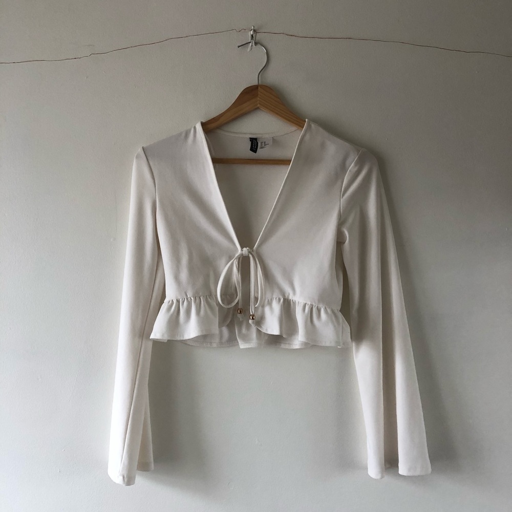 gorgeous white top!!